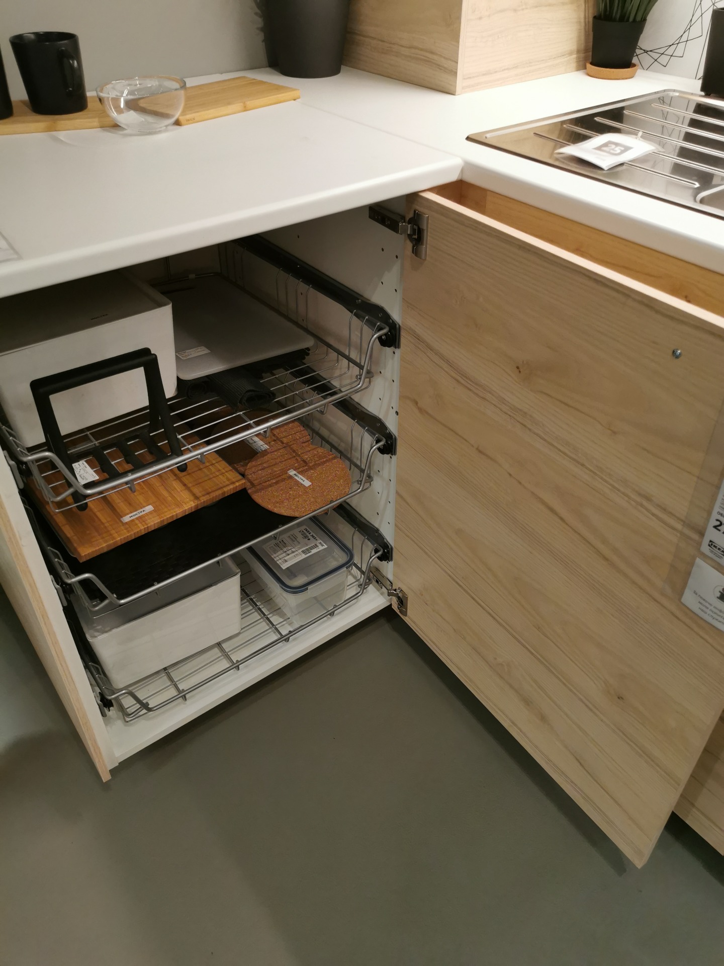 Designing a Bright and Natural Kitchen with IKEA's Askersund in Light ...